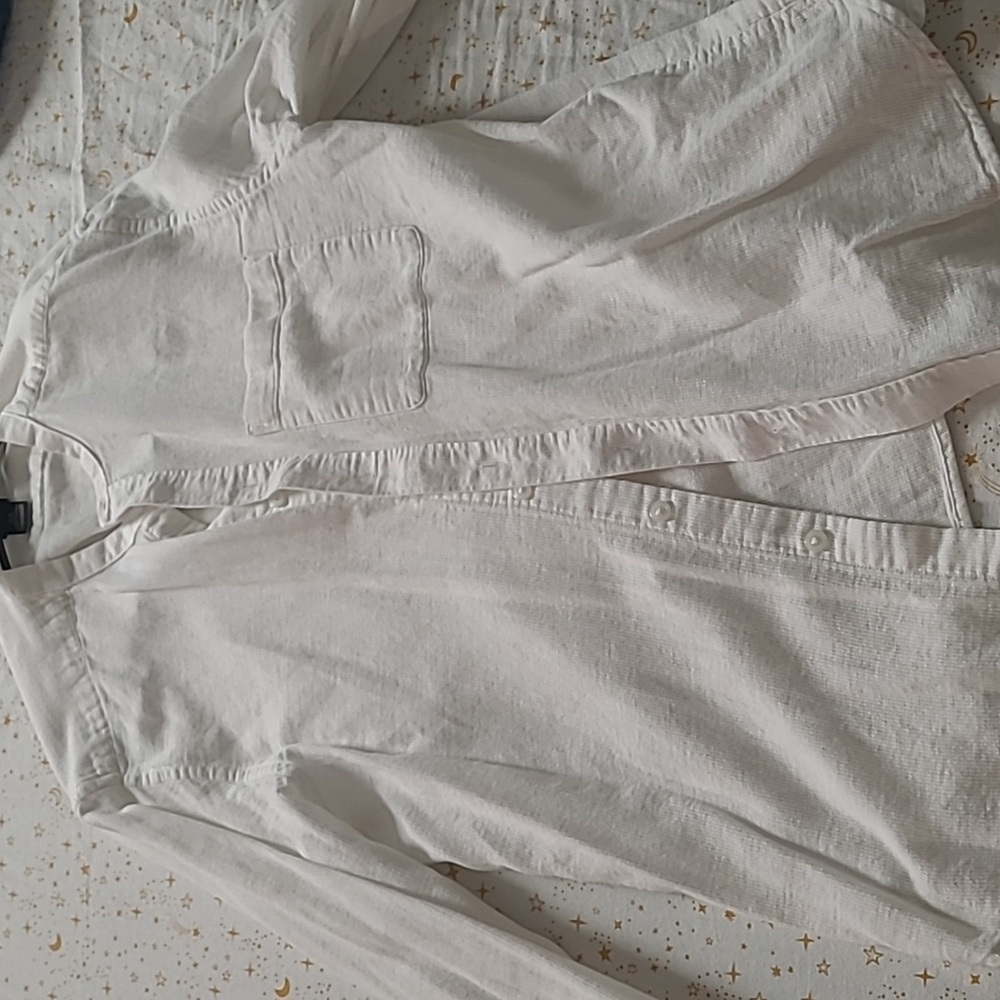 H and M shirt